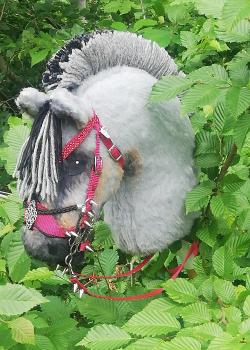 Norwegian fjord horse "Spike" size (A4+) with stick - with 100% filling unique - second-hand - origin : from Finland (Sold by order / commission sale )