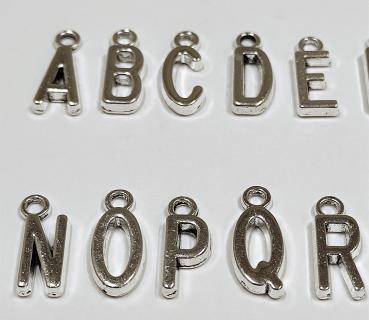 (ABC4) - Buchstaben-Set A-Z aus Metall Farbe : silber - ca. 1,25x0,6 cm zum Annähen / Ankleben