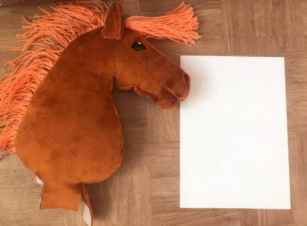 Trakehner Fuchsstute "Zimtstern" Größe (A4) ohne Stock mit 100% Füllung Unikat - Zustand : NEU