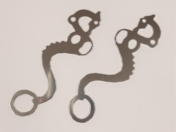 (HM-E1-Drache) Hackamore - "Drache" für HH ab A5 bis A4+ / 1 Paar = 2 Stück aus V2A Edelstahl  hochglanzpoliert